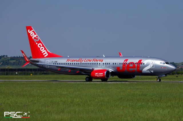 Boeing 737-800 (G-JZBB) - PSC Verona - Piti Spotter Club Verona