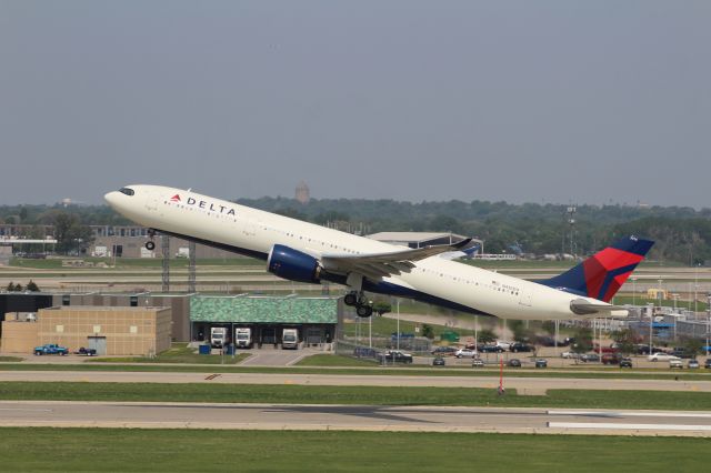 Airbus A330-900 (N416DX)