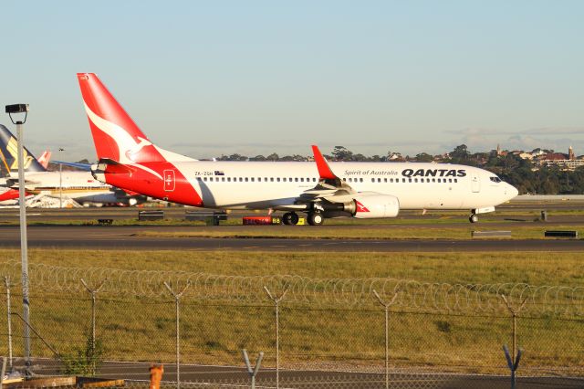 Boeing 737-800 (ZK-ZQH)