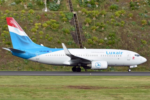 Boeing 737-700 (LX-LGS) - Departing