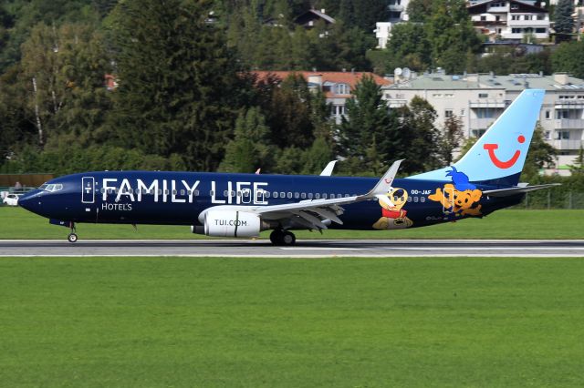 Boeing 737-800 (OO-JAF)