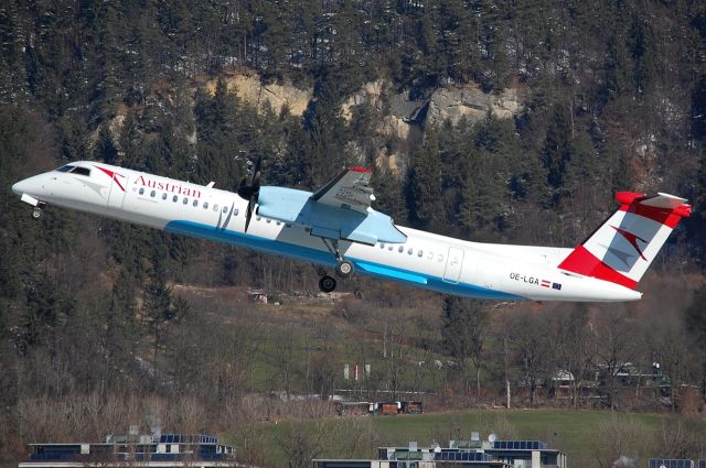 de Havilland Dash 8-400 (OE-LGA)