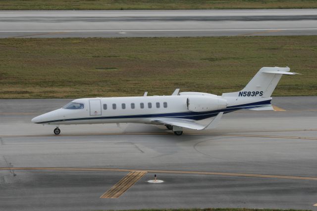 Learjet 45 (N583PS)