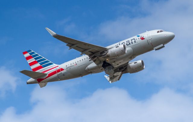 Airbus A319 (N4005X) - AAL2609 tucks the gear away and heads back to Dallas/Fort Worth.