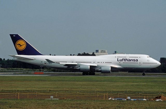 Boeing 747-400 (D-ABVO) - Departure at Narita Intl Airport Rwy16R on 1996/09/29