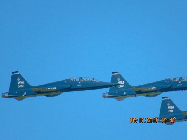 Northrop T-38 Talon (66-0402)