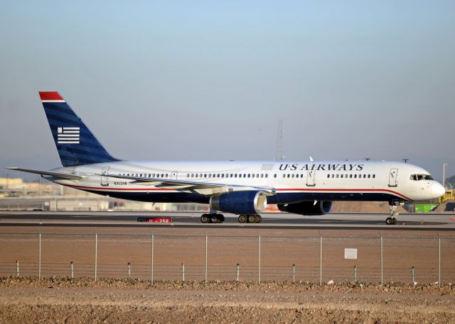 Boeing 757-200 (N902AW)