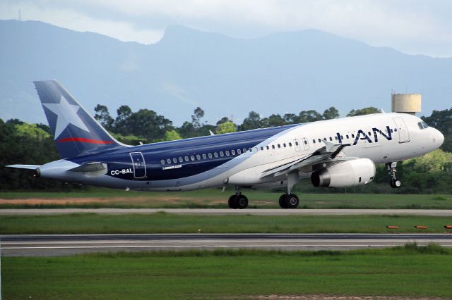 Airbus A320 (CC-BAL)