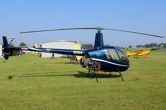Robinson R-22 (N29EH)