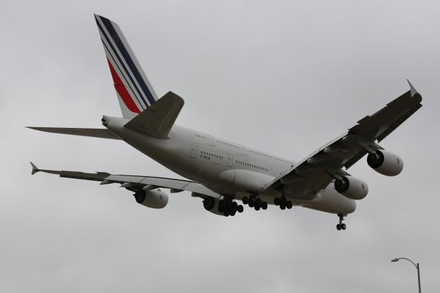 Airbus A380-800 (F-HPJH)