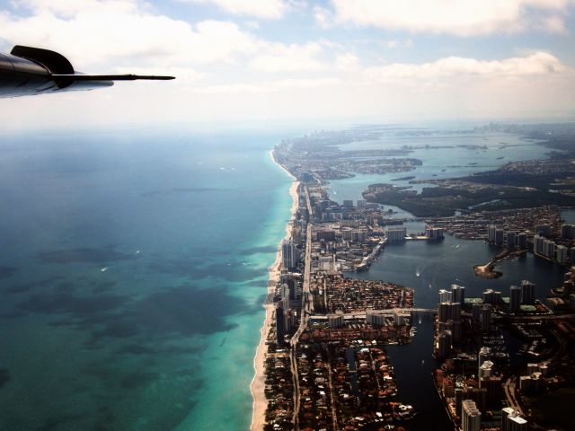 Cessna Caravan (N208JH) - Returning from the Bahamas.