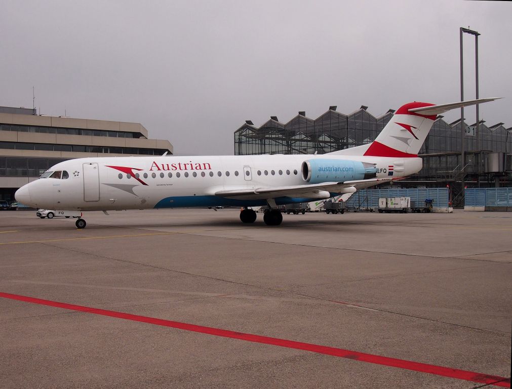Fokker 70 (OE-LFQ)