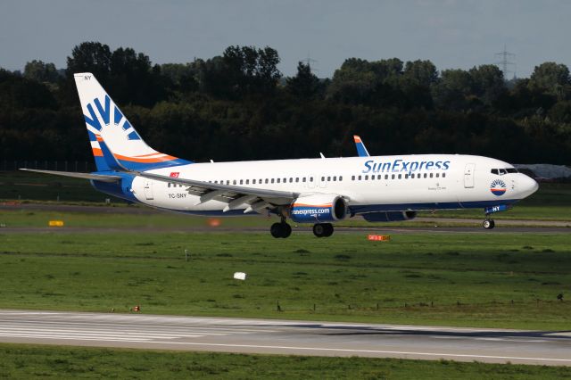 Boeing 737-800 (TC-SNY)