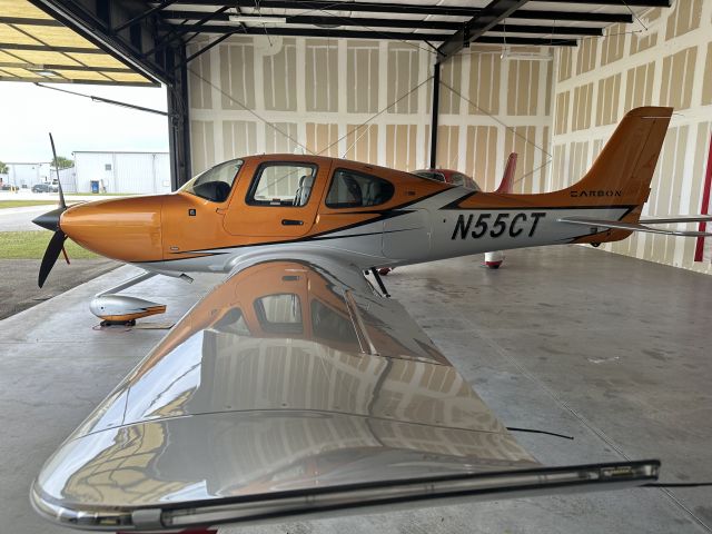 Cirrus SR-22 (N55CT)