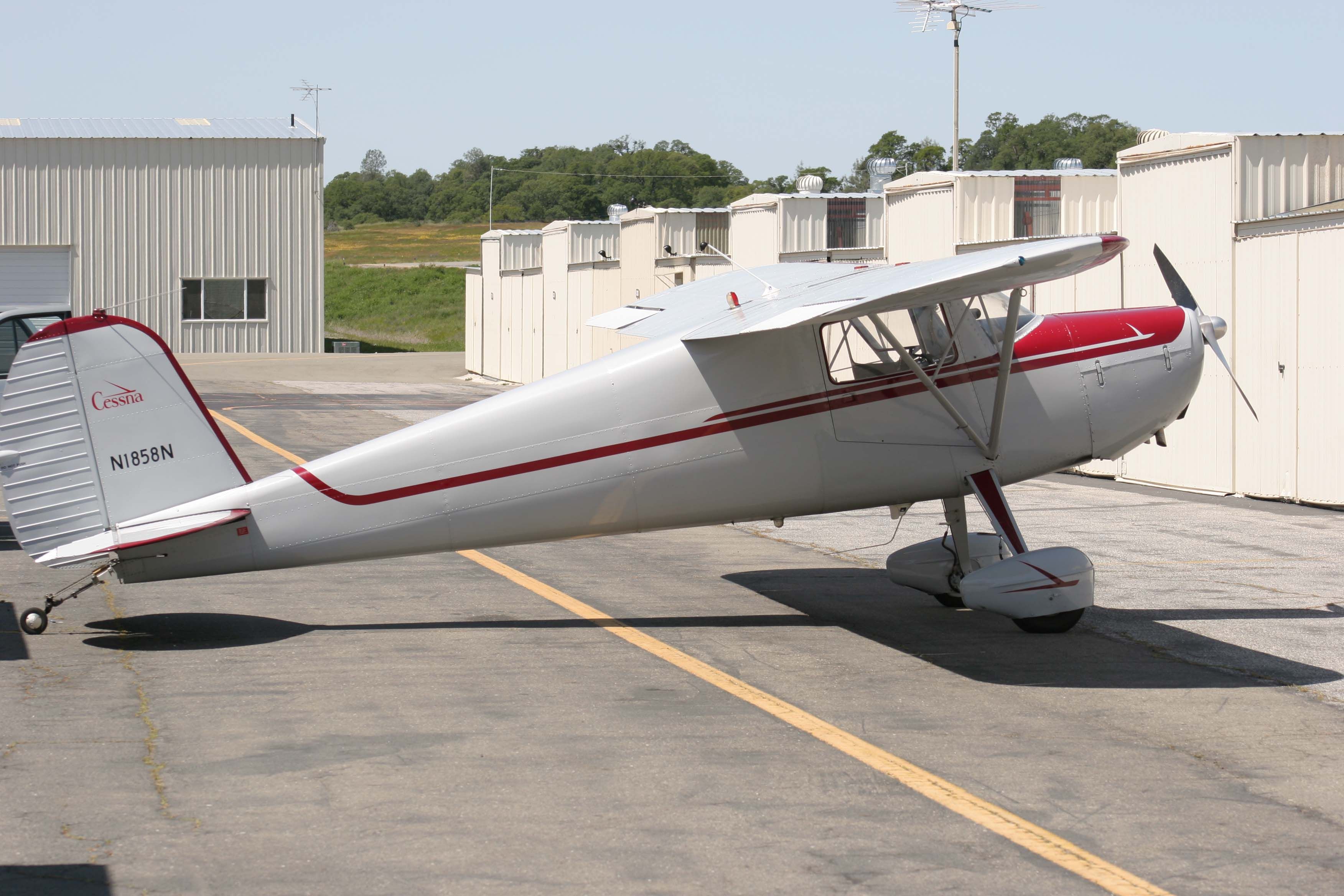 Cessna 120 (N1858N)