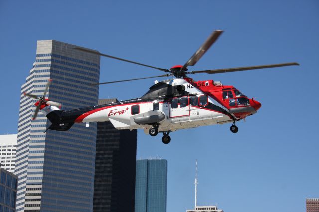 Eurocopter Super Puma (EC-225) (N225EW)