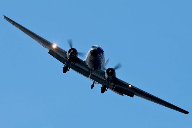 Douglas DC-3 (N271SE) - 4/16/13:  Alen Enterprises (dba Florida Air Cargo) DC-3 on short final approach over Miami Lakes in the late afternoon enroute to runway 9-left at Opa-locka Executive Airport.