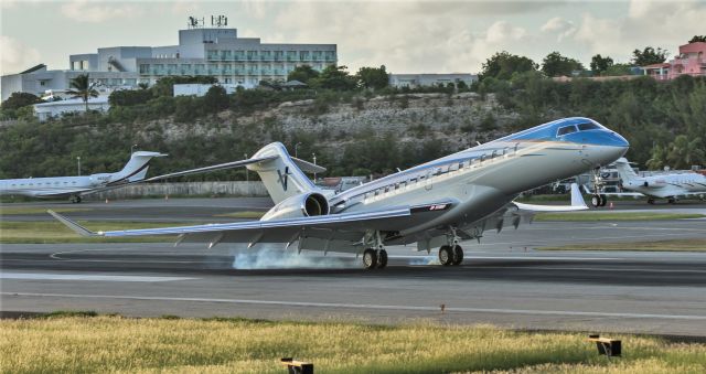 BOMBARDIER BD-700 Global 7500 (N121RS)