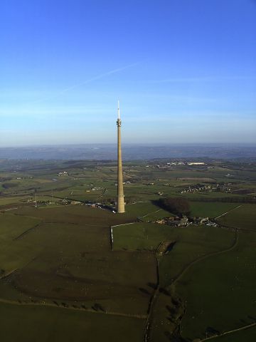 — — - Emly Moor Mast Yorkshire