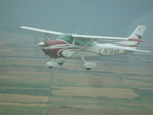 Cessna Skylane (N1784M) - Air to Air Photo Op
