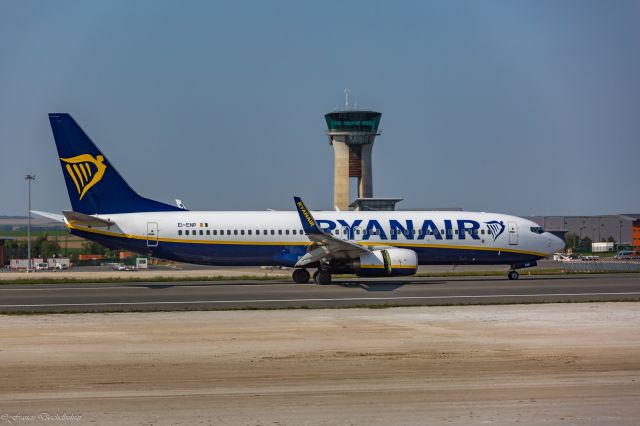 Boeing 737-700 (EI-ENP)