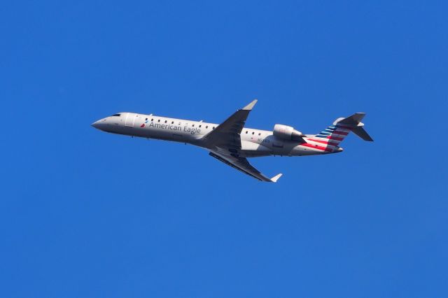 Canadair Regional Jet CRJ-200 (N521EG)