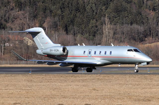 Canadair Challenger 350 (9H-VCN)