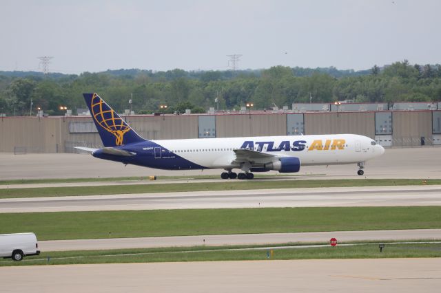 BOEING 767-300 (N662GT) - Title 42-related Atlas Air 767-300