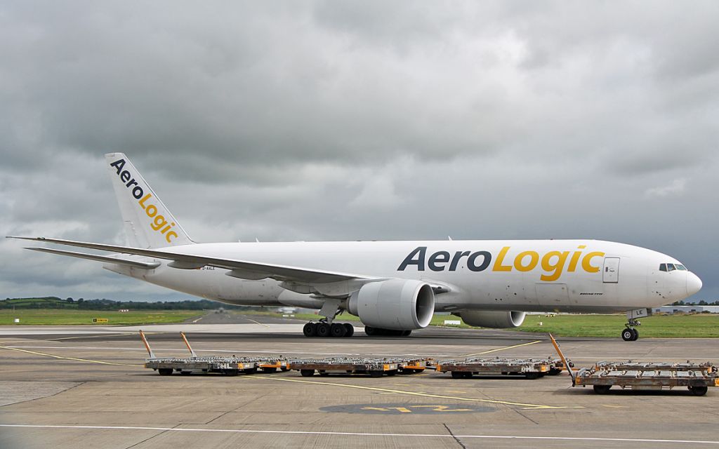 Boeing 777-200 (D-AALE) - aerologic b777-fzn d-aale arriving in shannon from chicago with horses 13/8/18.