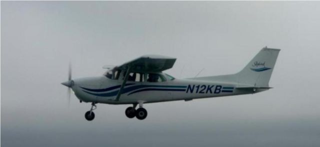 Cessna Skyhawk (N12KB)