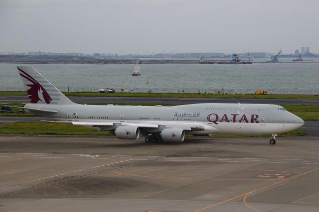 BOEING 747-8 (A7-HHE)