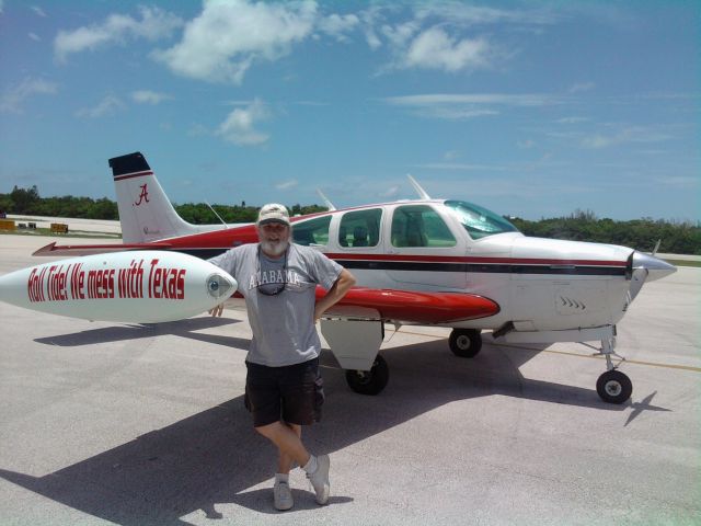 Beechcraft Bonanza (36) (N329C)