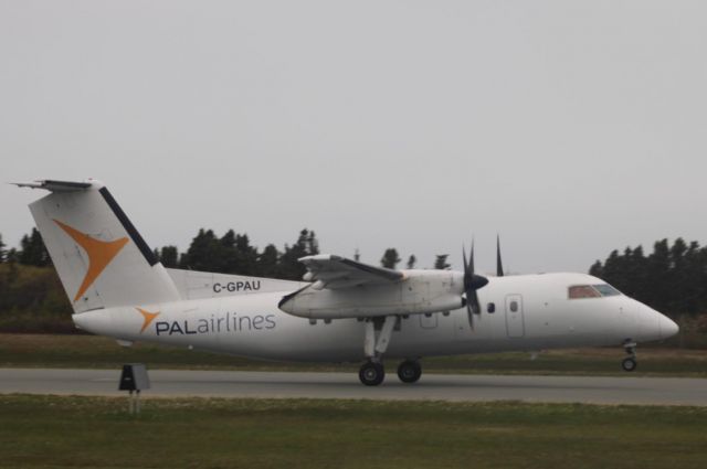 de Havilland Dash 8-100 (C-GPAU)