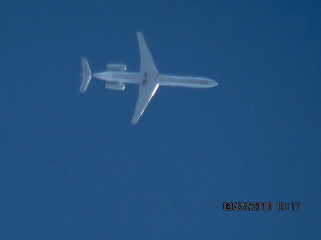 Embraer ERJ-145 (N909AE)