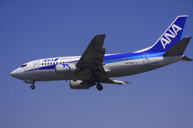 Boeing 737-500 (JA359K)