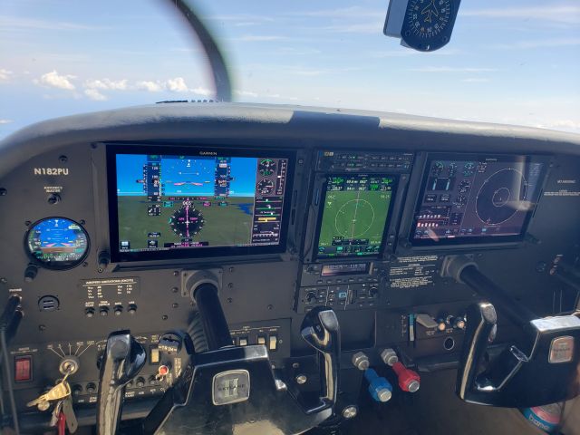 Cessna Skylane (N182PU) - Plane Update: Add new glass Panel.  Dual G500txi, GNT750txi, Garmin Auto Pilot