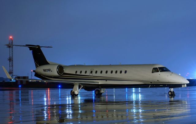 Embraer ERJ-135 (N925FL) - Best in full