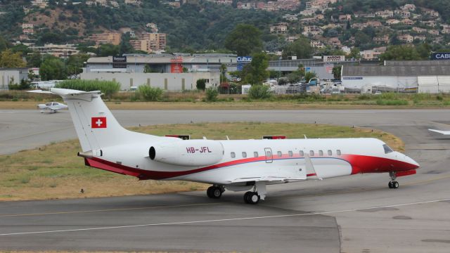 Embraer ERJ-135 (HB-JFL)