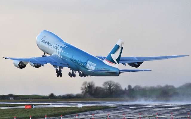 B-LJA — - cathay pacific 747-867f b-lja dep shannon after arriving with horses from sydney 19/12/13.