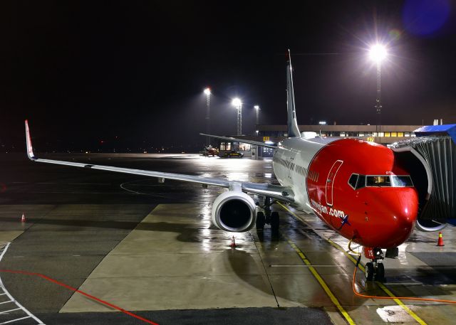 Boeing 737-800 (LN-DYB) - Norwegian Air Shuttle Boeing 737-8JP(WL) LN-DYB in Bergen 