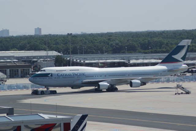 Boeing 747-400 (B-HKT) - Cathay Pacific Airways B747-412 cn27132