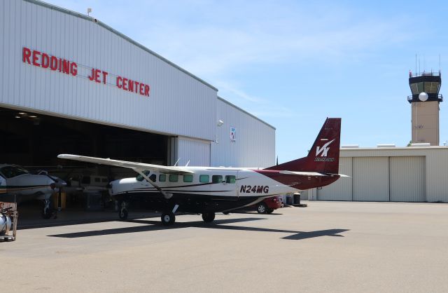 Cessna Caravan (N24MG) - KRDD - N24MG at Redding Jet Center 6/22/2018 shows online, this jet taken by Redding Aero Services in Sept 2017 but this is the 1st time Ive seen this Cessna 208 at Redding.