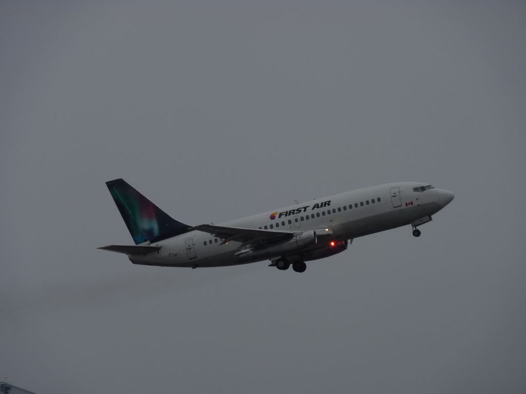 Boeing 737-200 (C-FACP)