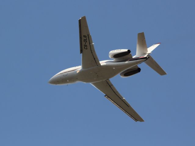 Dassault Falcon 2000 (CS-DLB)