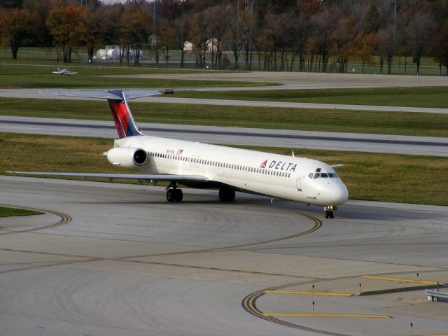 McDonnell Douglas MD-88 (N971DL)