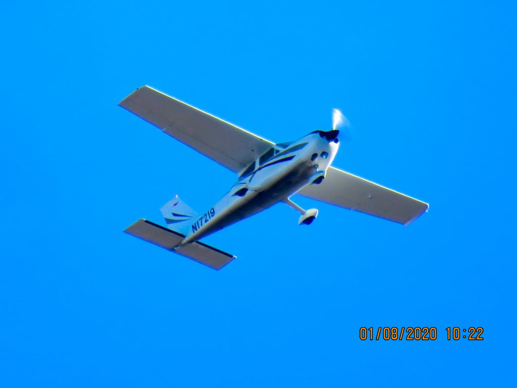 Cessna Cardinal (N17219)