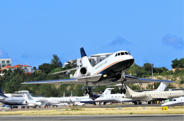 Dassault Falcon 2000 (N774GT)