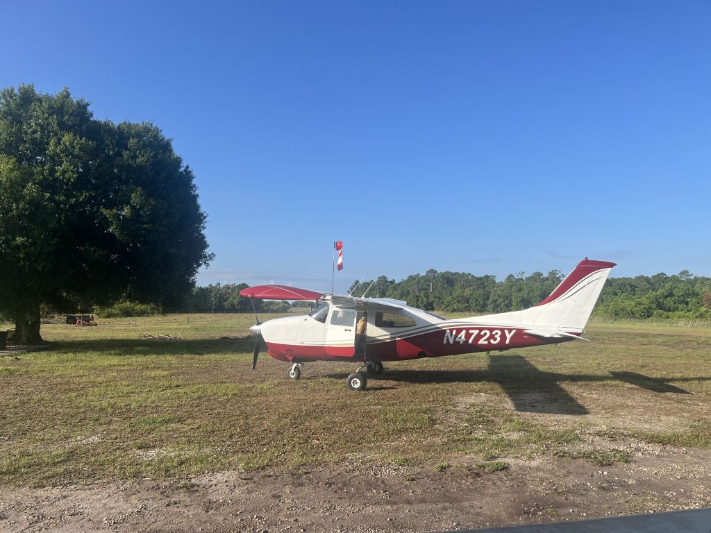 Cessna Centurion (N4723Y)