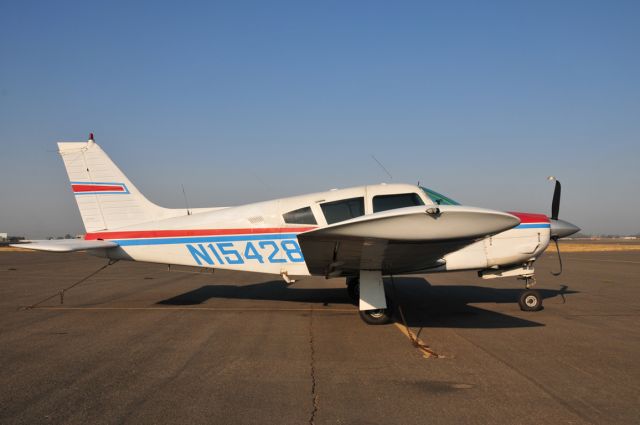 Piper Cherokee (N15428) - Note Propeller