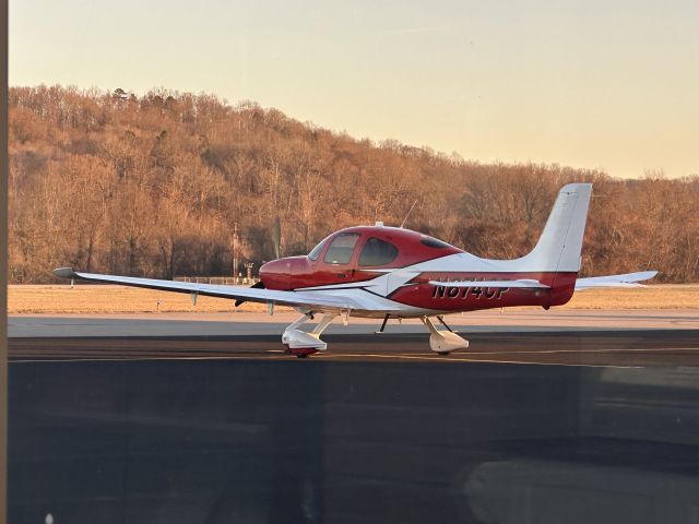 Cirrus SR-22 (N874CP)